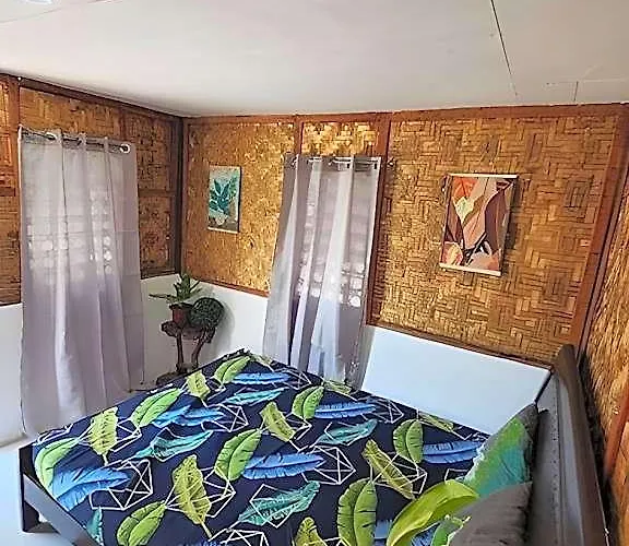 Nipaville Camphouse